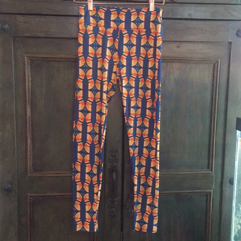NWOT LuLaRoe Butterfly Leggings!!